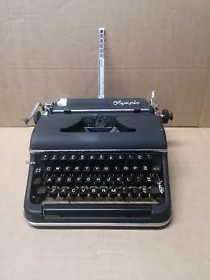 Olympia SM2 Typewriter Charcoal Vintage • £99