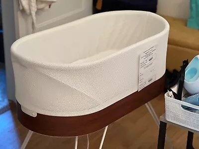 Happiest Baby Snoo Smart Sleeper Bassinet • $900