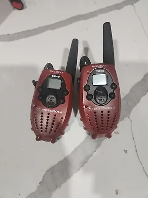 Pair (2) RED Motorola TalkAbout T5200 Two-Way Radios 14 Channel 2 Mile Range* • $30