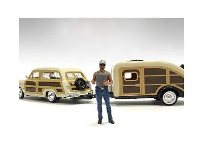  Campers  Figure 5 For 1/18 Scale Models By American Diorama 76338 • $9.99