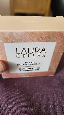 Laura Geller Baked Balance N Glow Illuminating Foundation Porcelain • £28.99