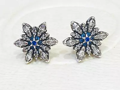 Authentic Pandora Crystalized Snowflake Flower Stud CZ Earrings 290590 Retired • $65