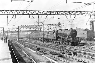 PHOTO British Railways Steam Loco 5MT Sir William A Stanier FRS 45737 Crewe 1961 • £1.99