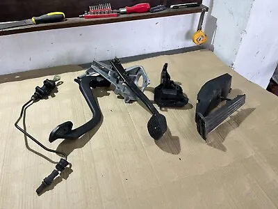 BMW E46 OEM LHD Manual Transmission Set Pedals Clutch Brake Gas • $150