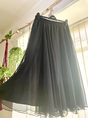 Ladies Long Chiffon Black Elasticated Waist Maxi Skirt Size 14  • £12.99