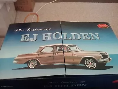 EJ Holden 40th Anniversary Twin Set Premier Sedans TRAX 1:43 TRS39  • $105