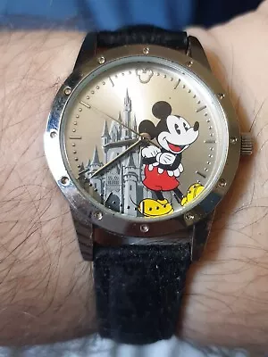 Nice Looking Walt Disney World Mickey Mouse Watch.  • £15