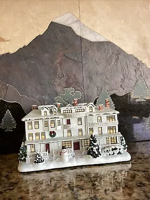 Hawthorne Christmas Village Norman Rockwell - Red Lion Inn • $24