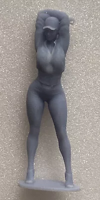 £8 • Buy 1/35 Resin Beach Girl (no. 2)