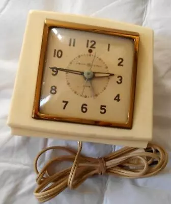 Vintage 1940's GENERAL ELECTRIC ALARM CLOCK Model 7H174 WORKING • $14.99