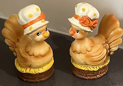 Vintage Salt Pepper Shakers Anthropomorphic Japan Chickens/Hens W/Polka Dot Hats • $10