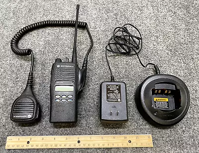 Motorola AAH25RDF9AA5AN HT1250 Two-Way Radio UHF 403-470 MHz W/ Mic +Accessories • $191.99