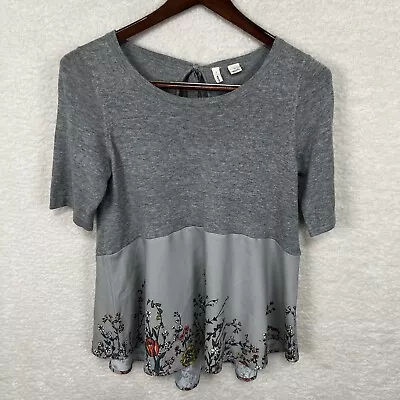 Moth Anthropologie Shirt Women’s M Gray Floral Mixed Media Babydoll Short Sleeve • $28