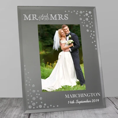 £19.95 • Buy Personalised Engraved Mr & Mrs Diamante Glass Photo Frame Wedding Couple Gift