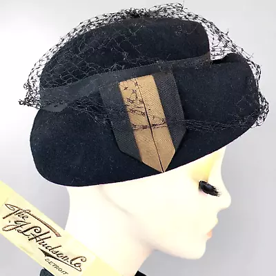 Vintage 20s Hat JL Hudson SALE Black Tan Fur Felt Ritz Hat Net Veil Cloche 30s • $29.95