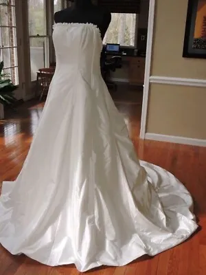 MORI LEE  - Size 18  Wedding Dress- NEW WITHOUT TAGS • $199