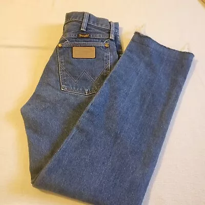 Vintage Wrangler Men's 27x28 Straight Leg Jeans Blue Denim 0013MWZ Made In USA • $19.99