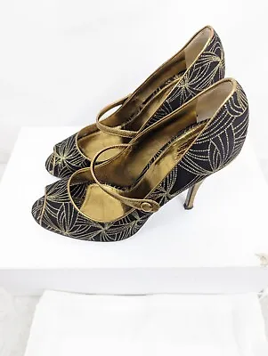  Dolce & Gabanna D&G Gold Embroidered Black Peep Toe Heels Shoes Size 5 (38)  • £55.55