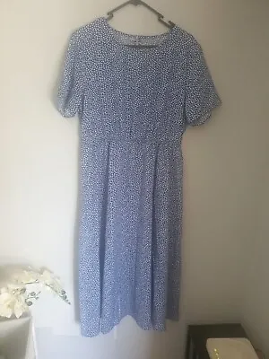 $10 • Buy Womens Dress Size 16 Blue And White Flo