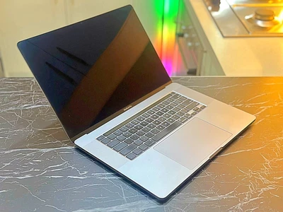 $395 • Buy Apple MacBook Pro 16 TouchBar Intel®Core™i7•512GB SSD•16GB•A2141•16”LED•GPU#3083