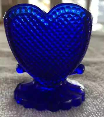 Vntg DEGENHART GLASS COBALT BLUE HEART SHAPED DIAMOND POINT  TOOTHPICK HOLDER • $10