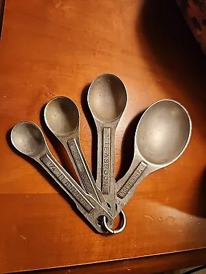 Vintage Aluminum Metal Nesting Oval Measuring Spoons With Ring US Std Set Of 4 • $9.99