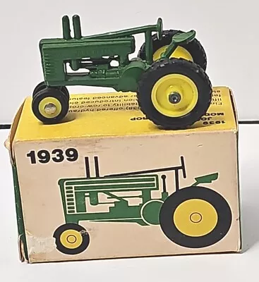 Ertl 1939 Model A Row-Crop Tractor No. 564 Green John Deere Diecast Model 20p • $8
