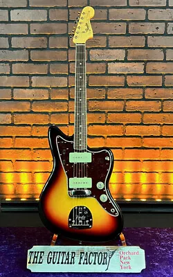 2012 Fender AMERICAN VINTAGE '65 JAZZMASTER Electric Guitar 3-Color Sunburst... • $2099.99