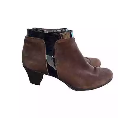 Munro American Brown Women's Ankle Boots Size 9 W • $35