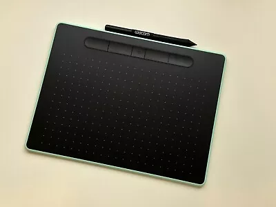 Wacom Intuos Medium Bluetooth Graphics Drawing Tablet - Pistachio • $49.99