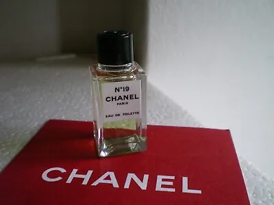 £10.41 • Buy  Miniature Perfume  N°19  Chanel PARIS 4ml EDT + NEW + NEW FULL NO BOX