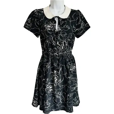 Unique Vintage 1950s Peter Pan Collar Black White Roses Belted Swing Dress Sz 4 • $30.68