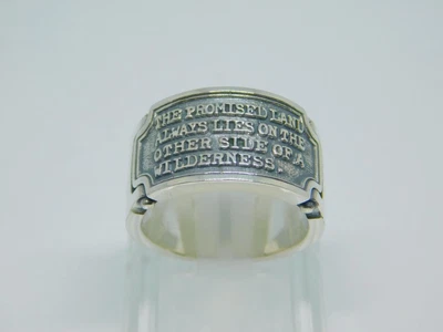 $250.20 • Buy New DR. MONROE Side Horse Shoe Star Ring US9