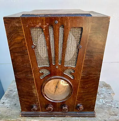 Antique SILVERTONE Radio Tombstone Model 4464 Wooden Case Tube • $99.99