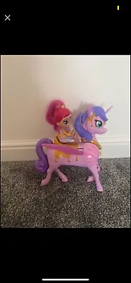 Shimmer & Shine Magical Flying Zahracorn (Shines) Moves And Sings/speaks • £9