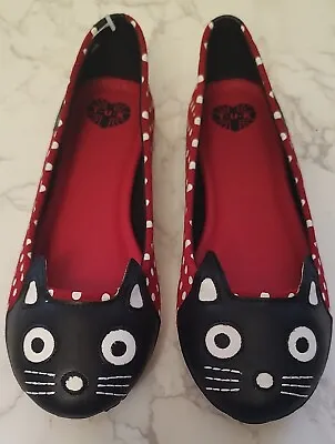 T.U.K. England Red & White Polka Dot Leather Kitty Cat Flat TUK Size 7 B4 • $64.99