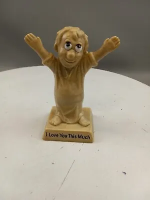 VTG W & R Berries CO I Love You This Much Statue Figurine 1970 Made In USA • $12.90