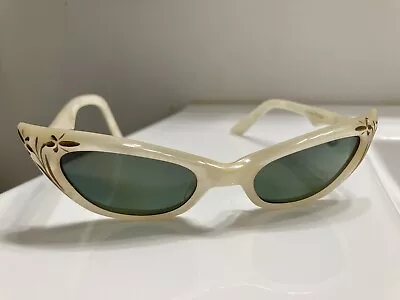 French Cateye Sunglasses - Carved White Pearl Vintage - Non-Prescription Lenses • $45