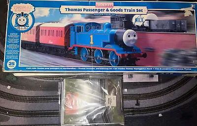 Hornby R9271 Thomas Passenger & Goods Train Set • £68.54