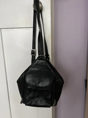 £9.99 • Buy Soft Black Leather Backpack By Visconti