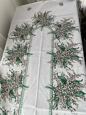 Vintage Rare 102x70 Inch Tablecloth And 18x18 Inch Set Of 8napkins • $85