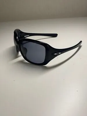 Silver Logo Vintage Oakley Sunglasses • $104.48