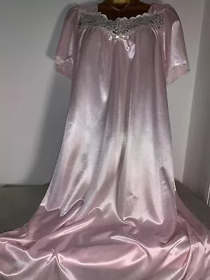 £5 • Buy Jasmine Silky Pink Shimmery Poly Negligee/ Nightdress Size 12/14