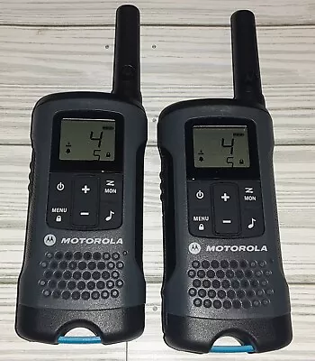 Motorola Solutions Portable FRS T200TP Talkabout Two-Way Radios Lot 2 • $48