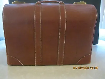 Great Vintage Stetson Cowhide Leather Travel Suitcase With Keys • $55