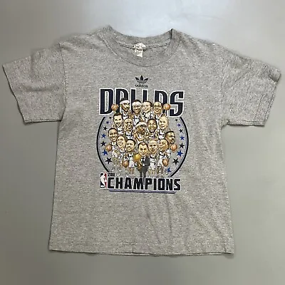 $42.31 • Buy Adidas Dallas Maverick NBA 2011 Champions Rare Cartoon T-Shirt Size Youth Medium