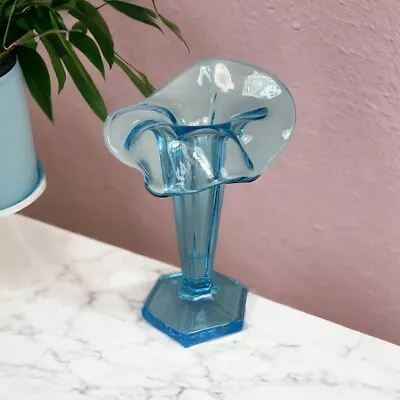 Aqua Blue Jack-in-The Pulpit Glass Bud Vase Vintage 6 1/2  • $14.99