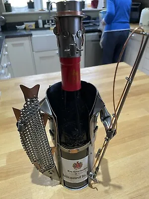 Am Unusual Crafted Metal Wine Bottle Holder • £4.99