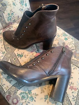 Vera Gomma NEW Size38 Half  Boots Made In Italy 🇮🇹 Leather • $64.90