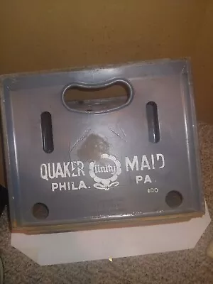 Vintage 1980 Gray Quaker Maid Dairy Plastic Milk CratePhiladelphiaPennsylvania • $15